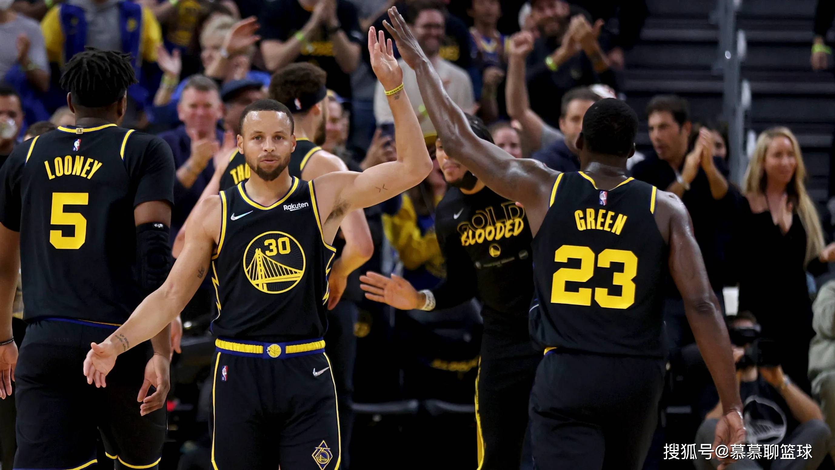 强化叙事与 强化叙事与